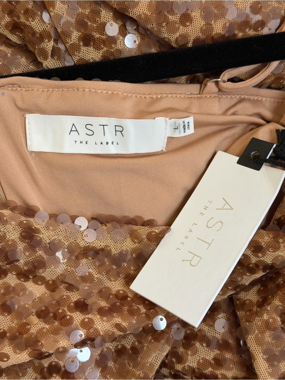 NWT | ASTR The Label | Sparks Fly Sequin Mini Dress Rose Gold - Size Large - Picture 6 of 6